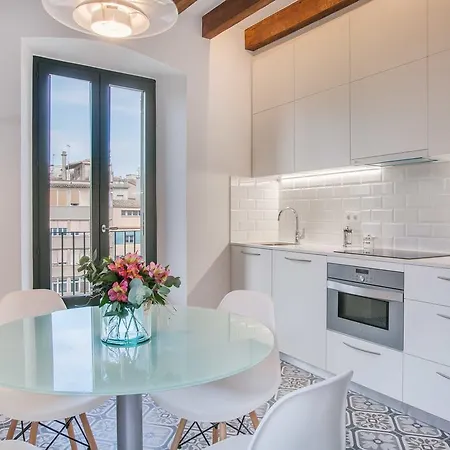 Flateli Rambla 5 3-2 شقة *